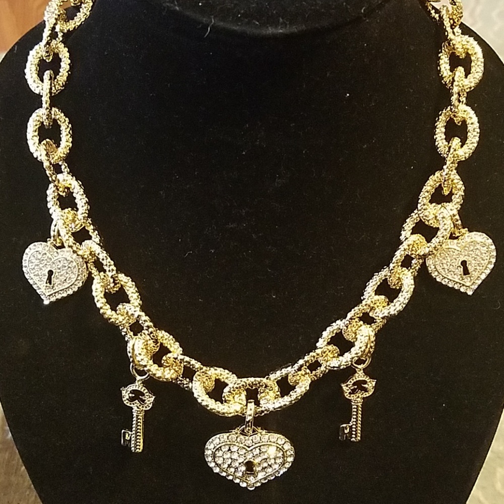 Unlock my Heart necklace